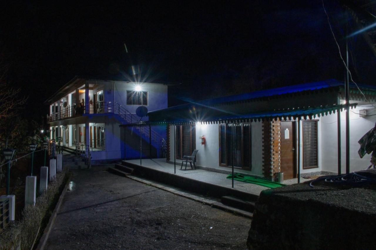Babutaal Resort Чакрата Екстериор снимка